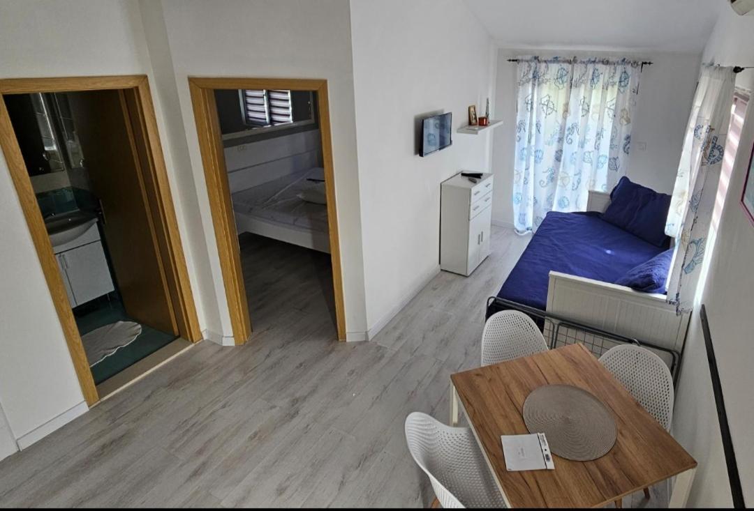 Apartmani Alma Podgora Bagian luar foto